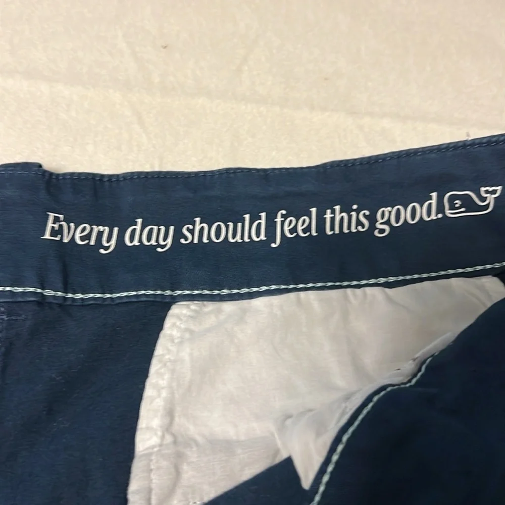 Vineyard vines shorts size 12